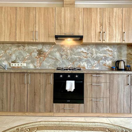 Apartpoltava Світлі Просторі Апартаменти 80М2 , 2-Окремі Кімнати, Новобудова Центр Чек Банківський Εξωτερικό φωτογραφία
