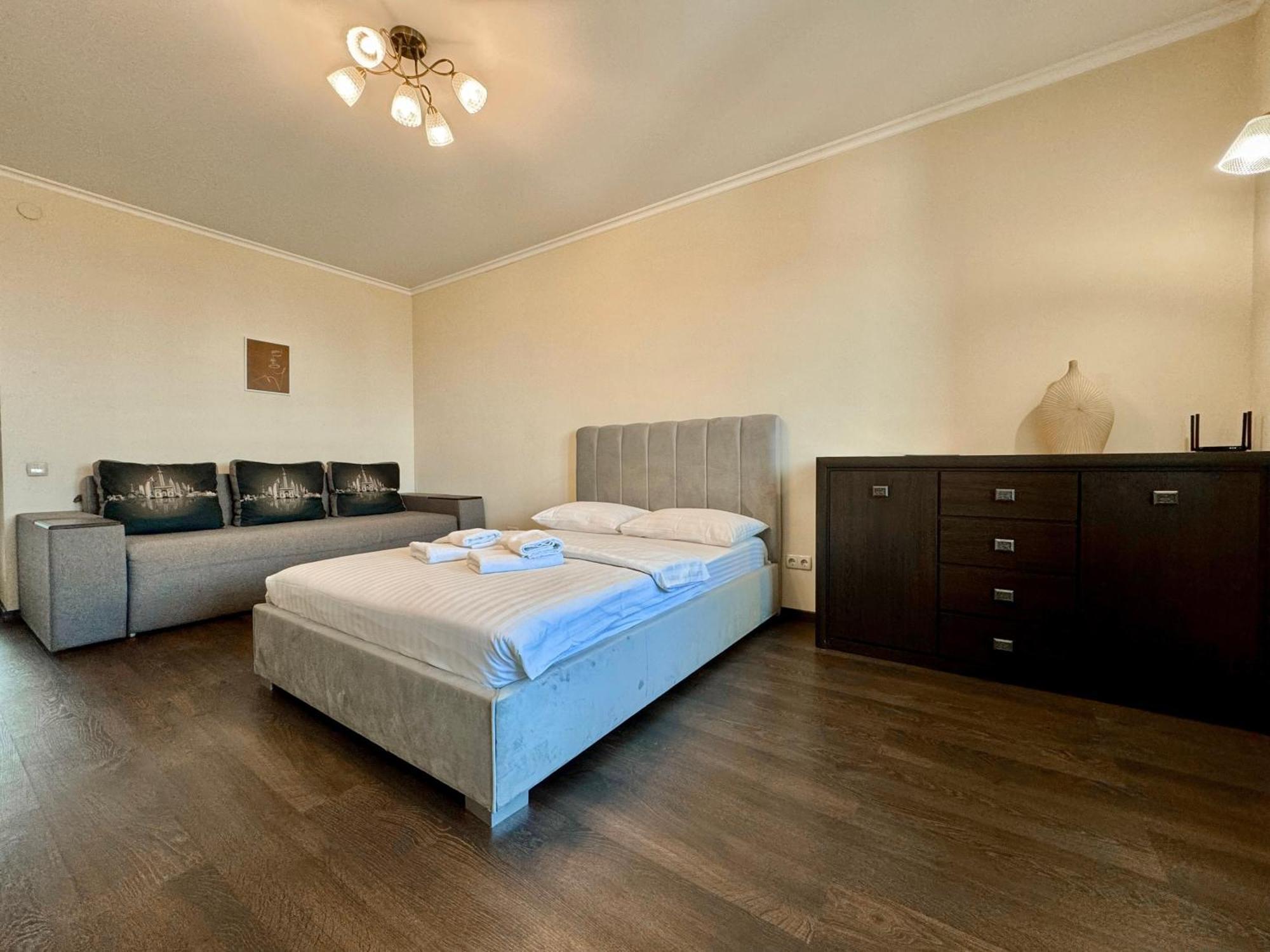 Apartpoltava Світлі Просторі Апартаменти 80М2 , 2-Окремі Кімнати, Новобудова Центр Чек Банківський Εξωτερικό φωτογραφία