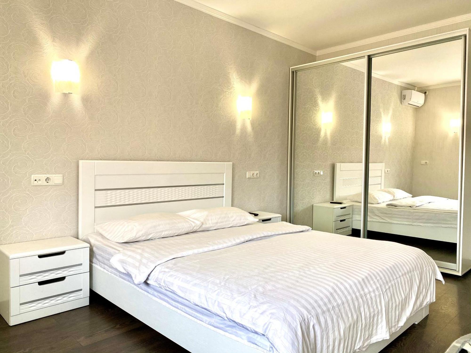 Apartpoltava Світлі Просторі Апартаменти 80М2 , 2-Окремі Кімнати, Новобудова Центр Чек Банківський Εξωτερικό φωτογραφία