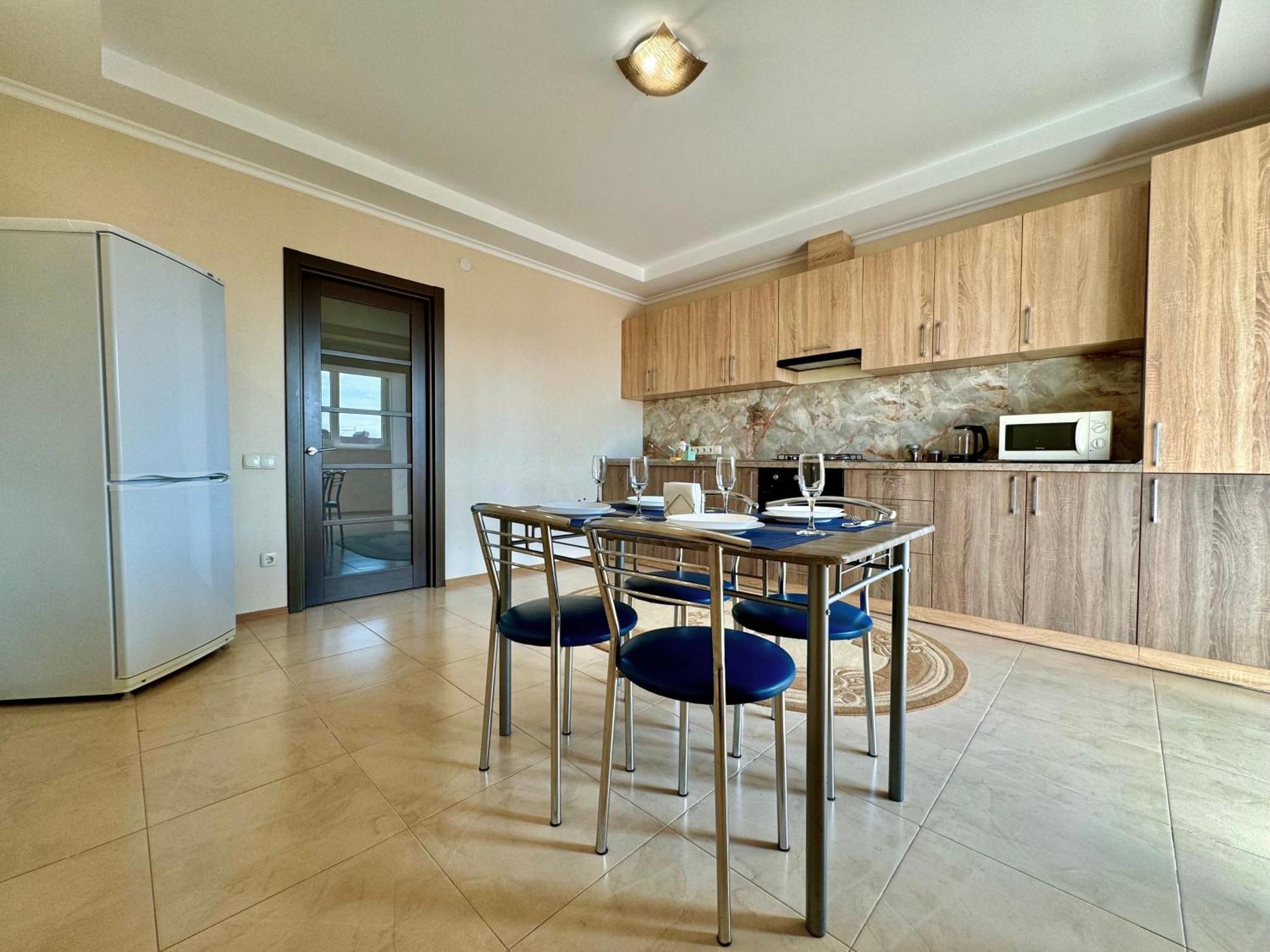 Apartpoltava Світлі Просторі Апартаменти 80М2 , 2-Окремі Кімнати, Новобудова Центр Чек Банківський Εξωτερικό φωτογραφία